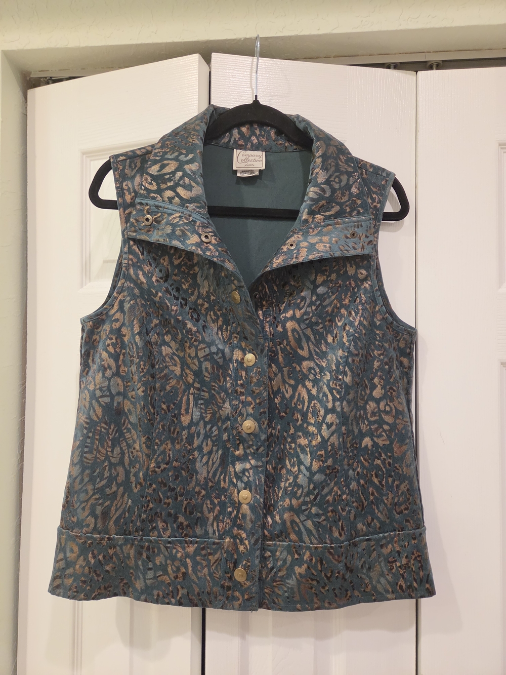 Vintage y2k Metallic Teal Animal-Print Sleeveless Vest by Company Collection